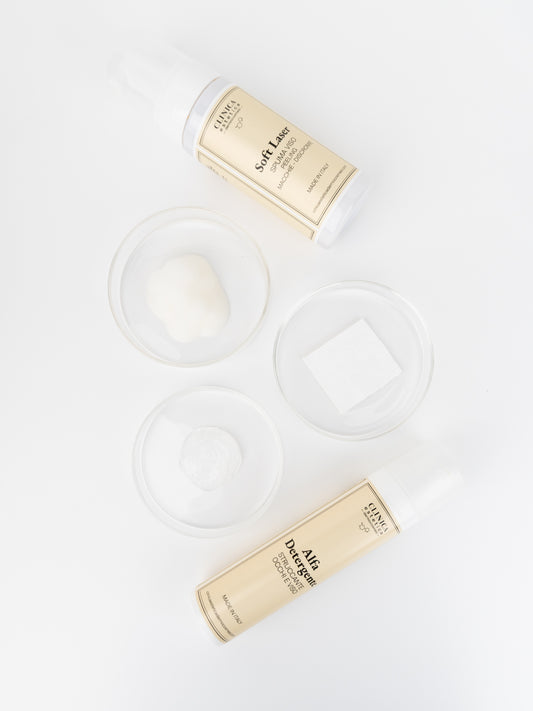 Kit Detersione Serale Clinica – Alfa Detergente + Panni viso per pelli sensibili