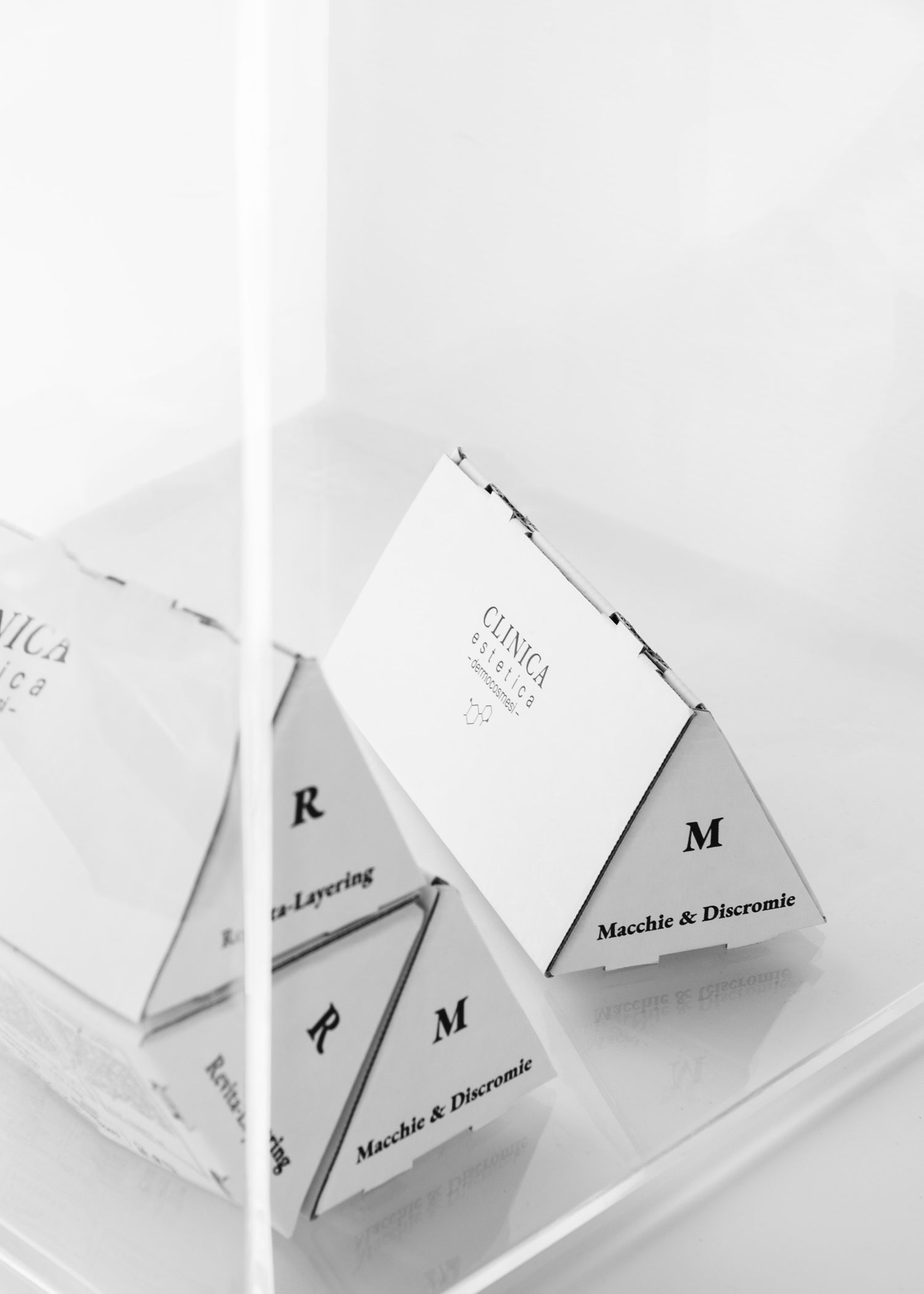 Packaging Clinica Estetica Dermocosmesi – scatole brandizzate per partnership con centri estetici e professionisti
