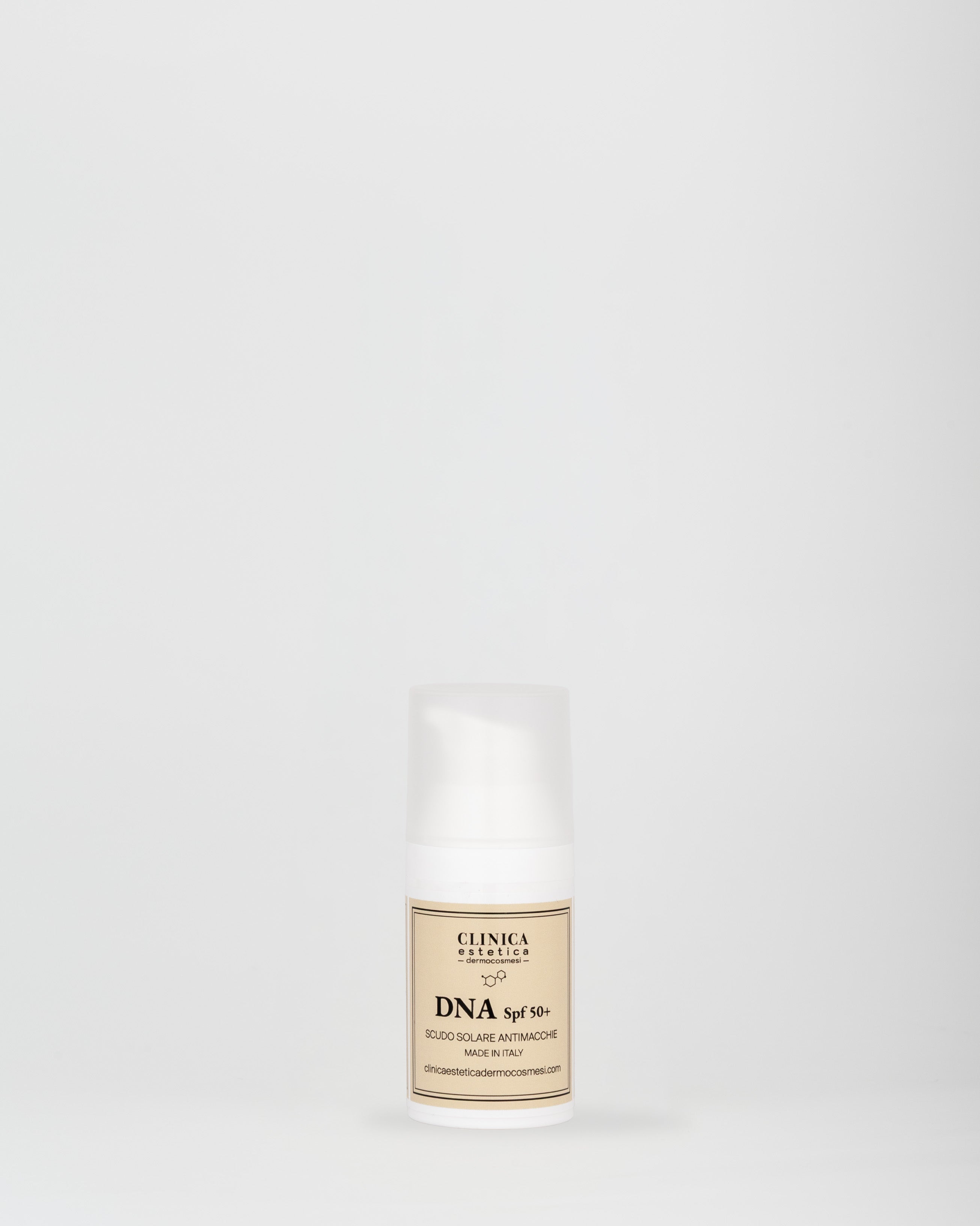 DNA SPF50+ Clinica – crema solare viso anti-macchie con acido ialuronico, vitamina E e squalane